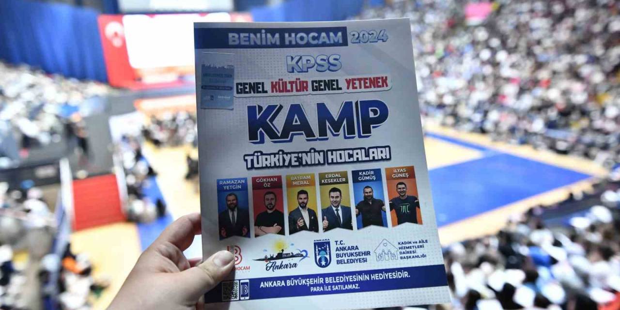 Mansur Yavaş, “Kpss Genel Tekrar Kampı”na Katılan Binlerce Adaylarla Bir Araya Geldi