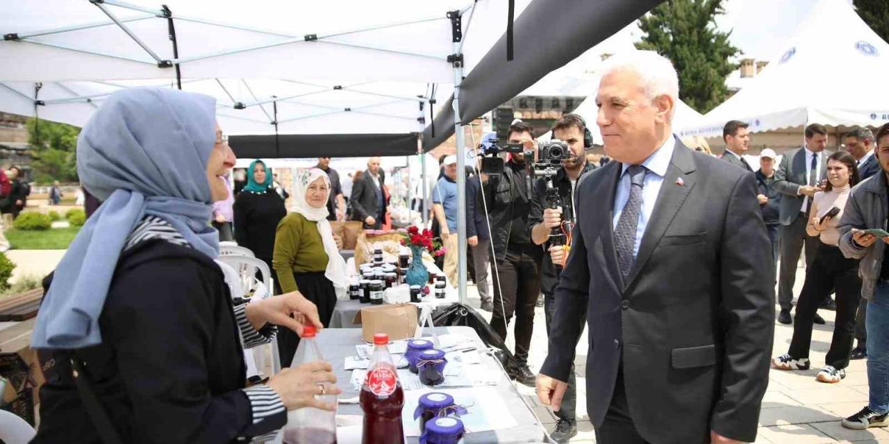 Bursa Mutfağı, Tarihi Meydanda Vitrine Çıktı