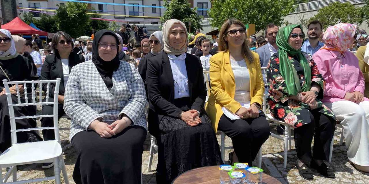 Türgev Çocuk Kütüphanesi Ve Atölye Merkezi’nin Tanıtımını Yaptı