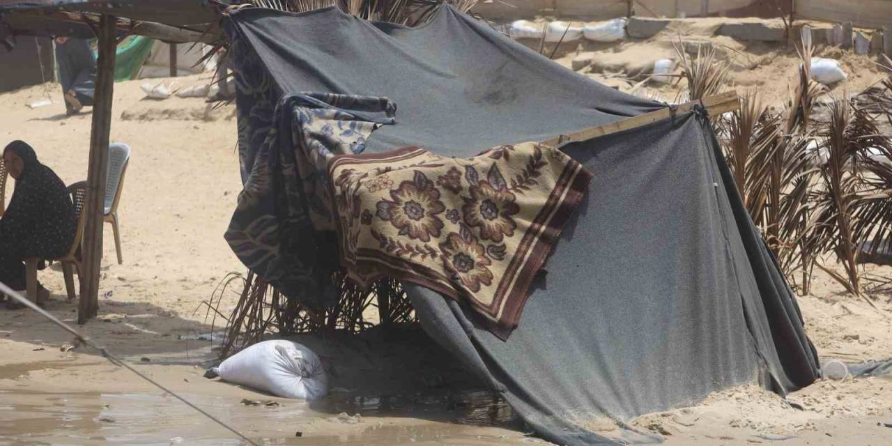 Deir El-balah’a Sığınan Refahlılar, Temel İhtiyaçlarını Karşılayamıyor