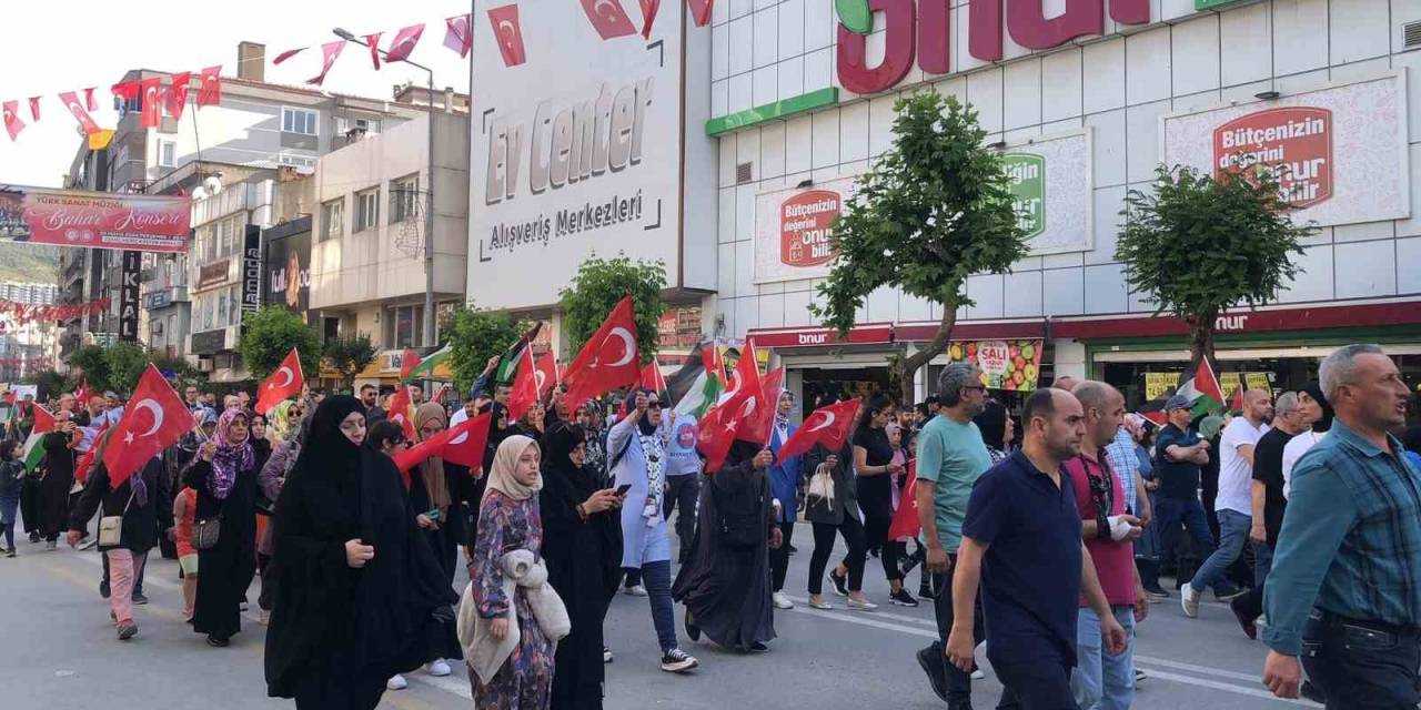 Gemlik’te Gazze’ye Destek Yürüyüşü