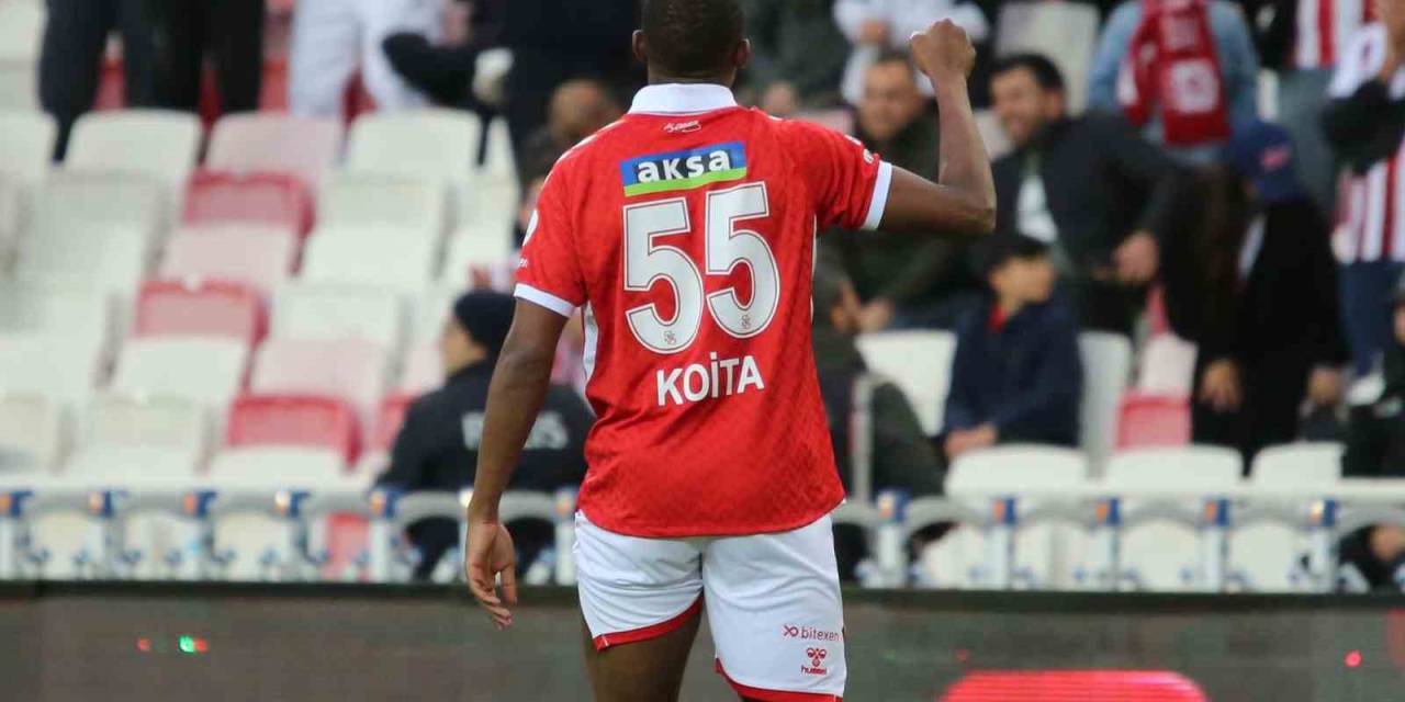 Sivasspor’da Fode Koita Sakatlandı