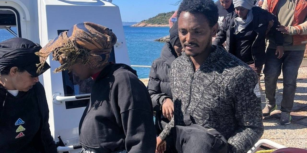 Yunanistan’ın Ölüme İttiği 12’si Çocuk 75 Göçmen Kurtarıldı