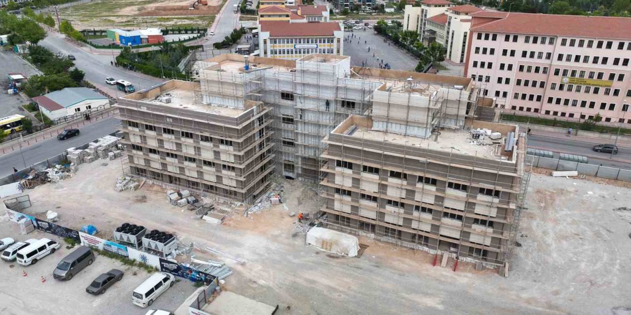 Toplum Ruh Sağlığı Merkezi Ve Sağlıklı Hayat Merkezinin Yapımı Sürüyor