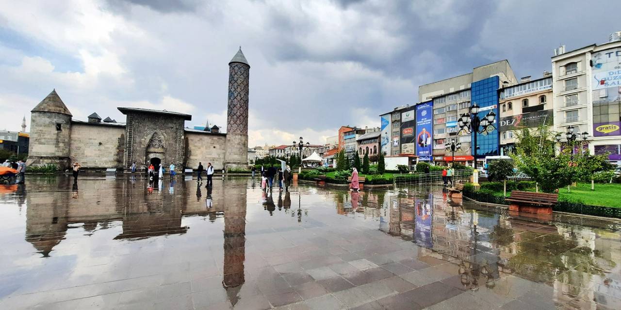 Erzurum İçin Kuvvetli Yağış Uyarısı