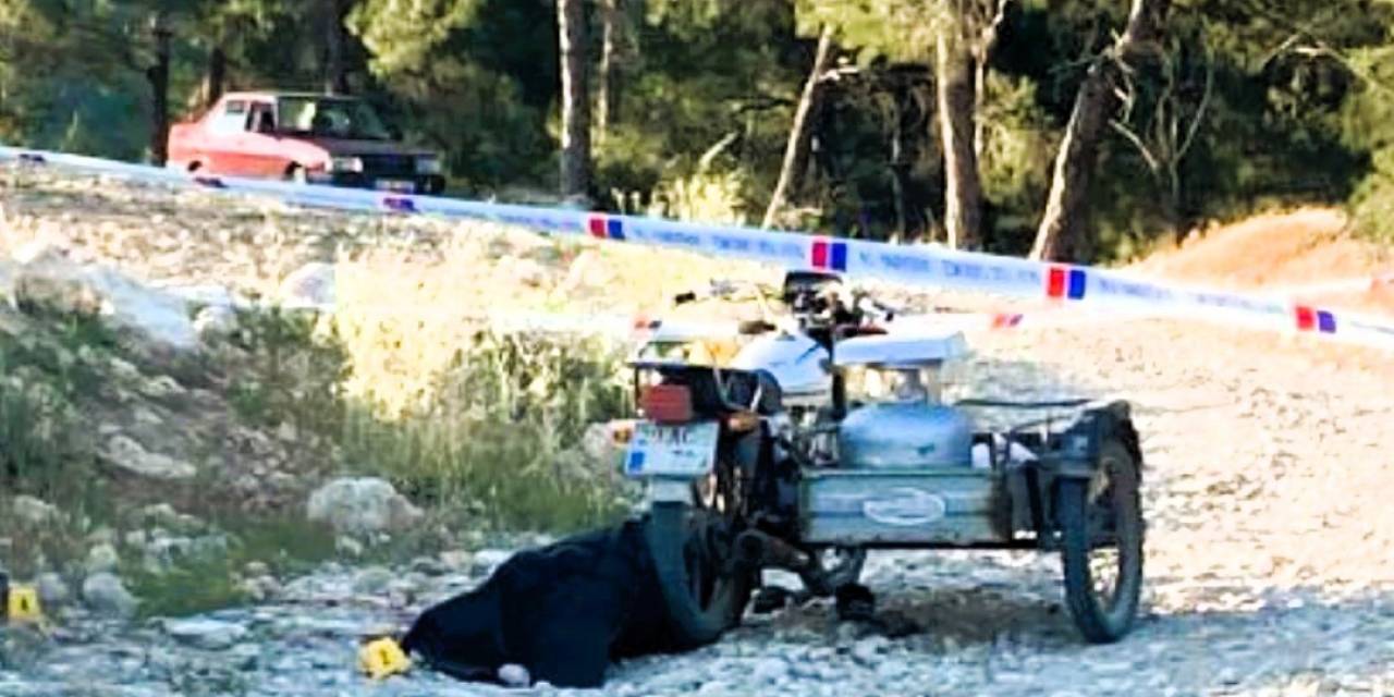 Tek Domuz Kurşunuyla Hem Annesini Hem De Babasını Vurdu: 1 Ölü, 1 Ağır Yaralı