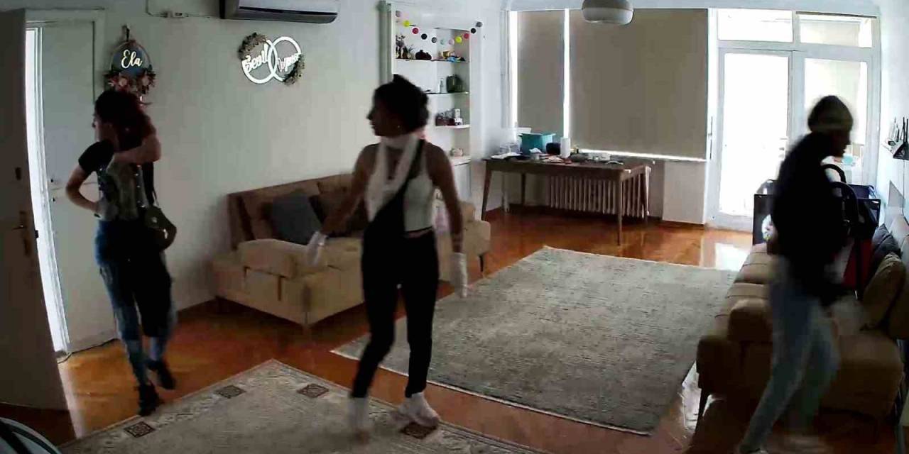 Bakırköy’de Eve Giren Hırsız Kadınlar, 400 Bin Tl Değerindeki Ziynet Eşyasını Çaldı