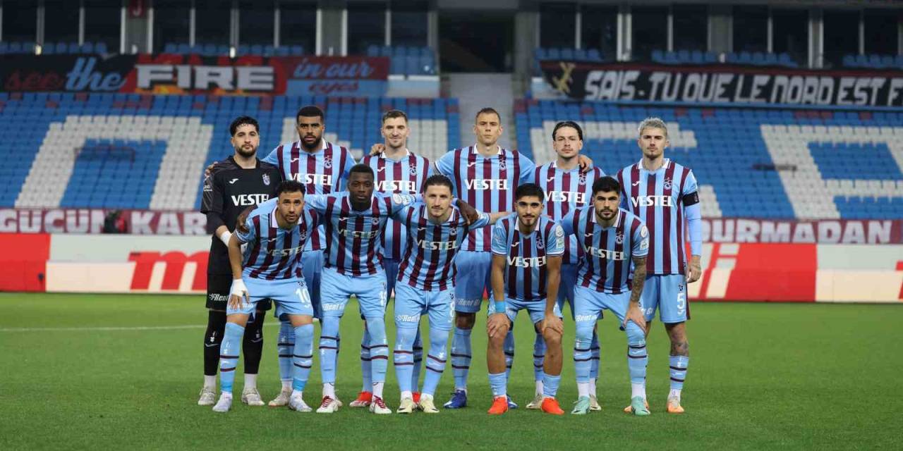 Trendyol Süper Lig: Trabzonspor: 0 - Mke Ankaragücü: 1 (İlk Yarı)