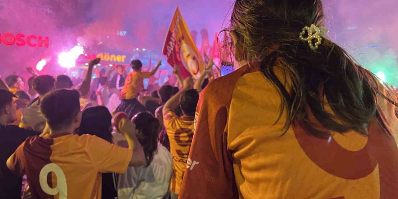 Galatasaray’ın Şampiyonluğu Manisa’da Coşkuyla Kutlandı