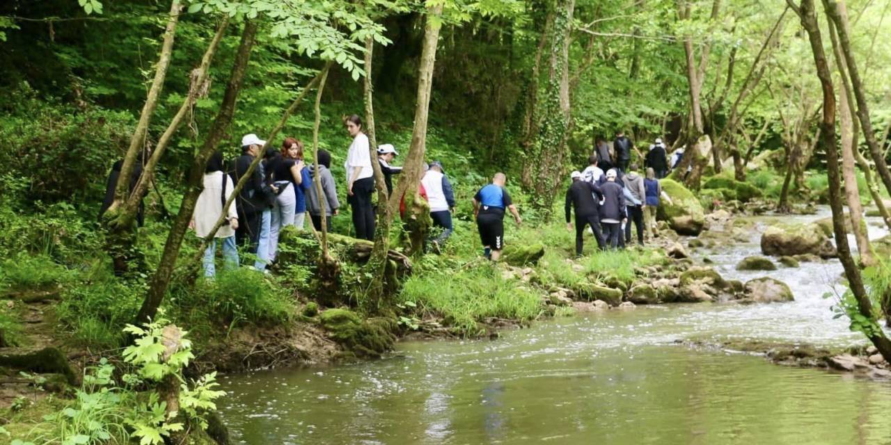 Körfez’in Doğal Güzelliklerinde Trekking Keyfi