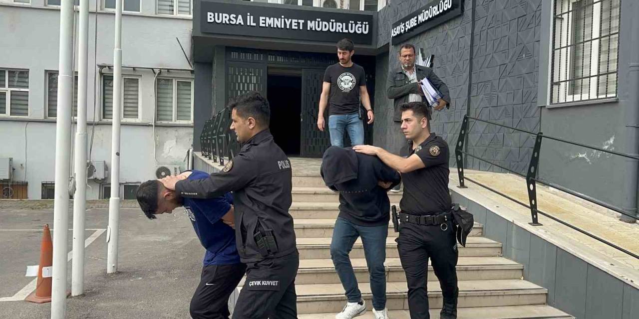 Sahte Genç Kız Profili Açarak Vatandaşları Dolandıran 9 Kişi Çete Tutuklandı