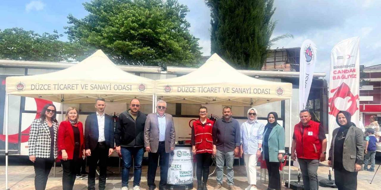 Dtso Üyelerinden Anlamlı Bağış