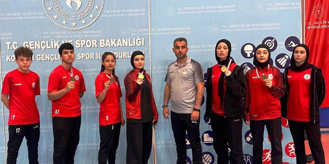 Karate İl Şampiyonasında 5 Madalya Körfezli Sporcuların Oldu