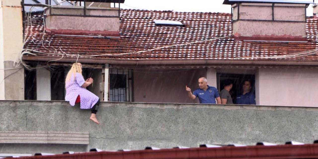 İntihara Teşebbüs Eden Kadını Ekipler İkna Etti