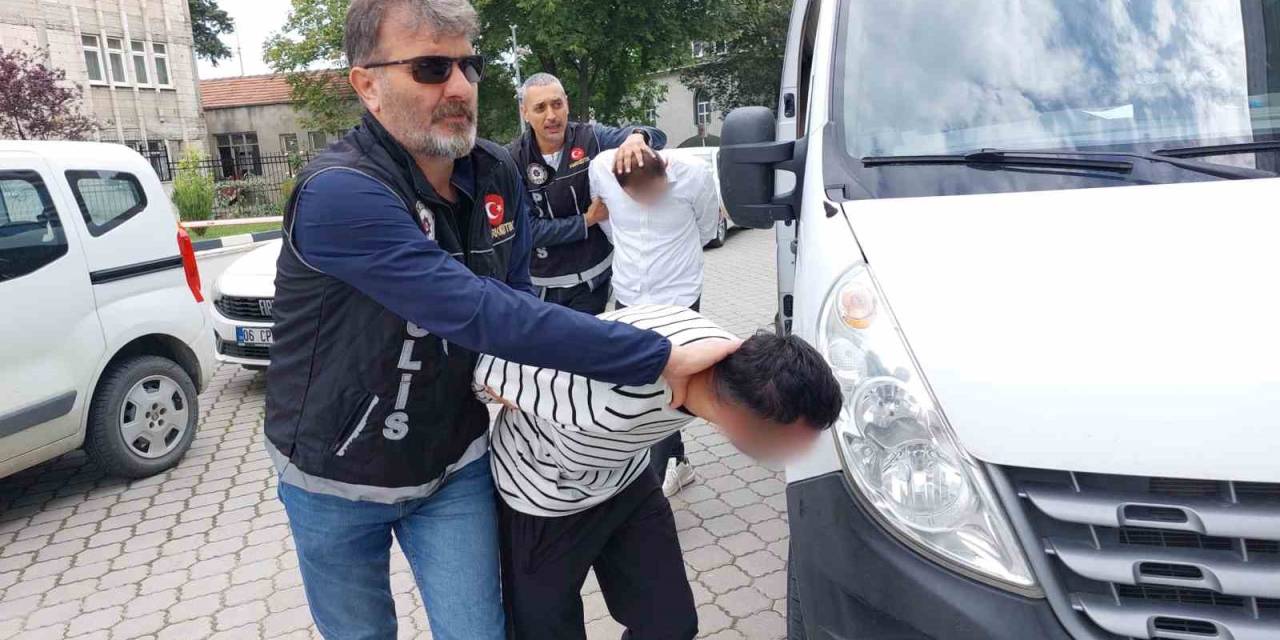 Uyuşturucu Operasyonunda 2 Kişi Adliyeye Sevk Edildi