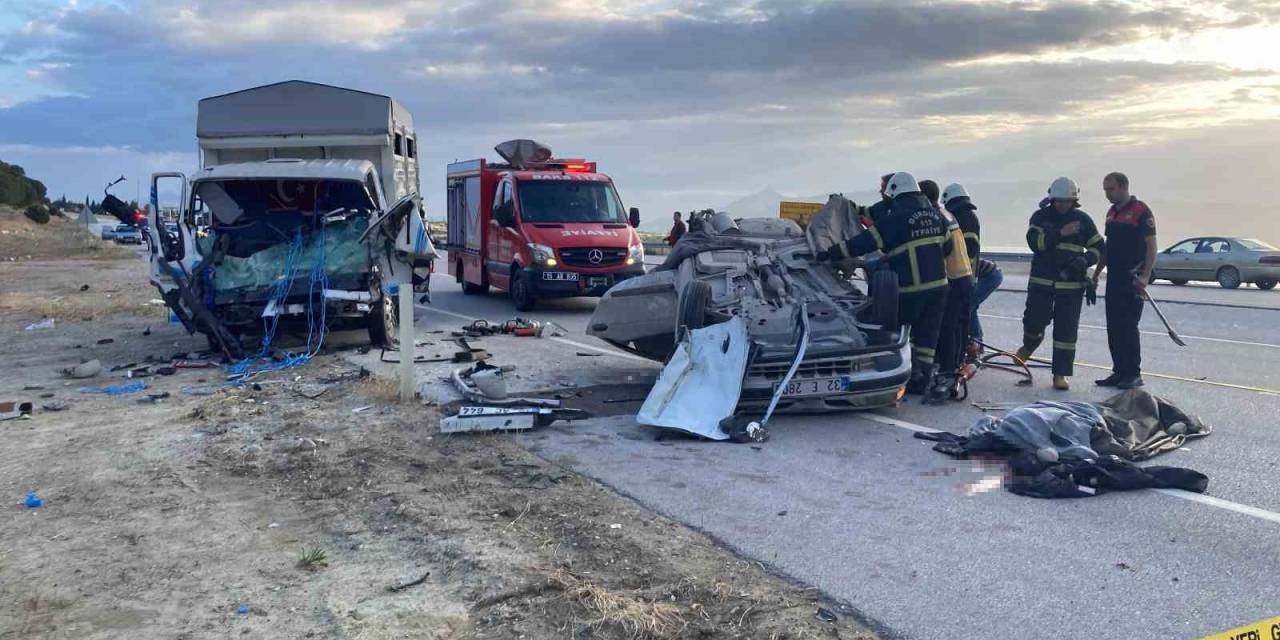 Burdur’da Feci Kaza: 3 Ölü, 2 Yaralı