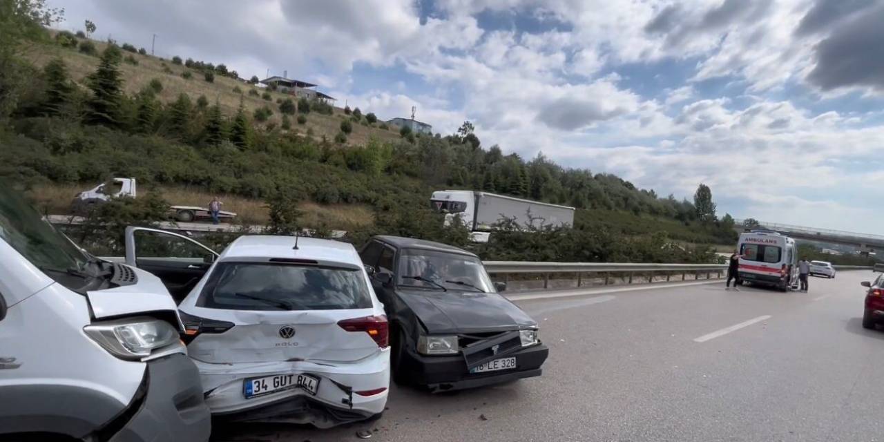 Bursa’da Otobanda Zincirleme Kaza