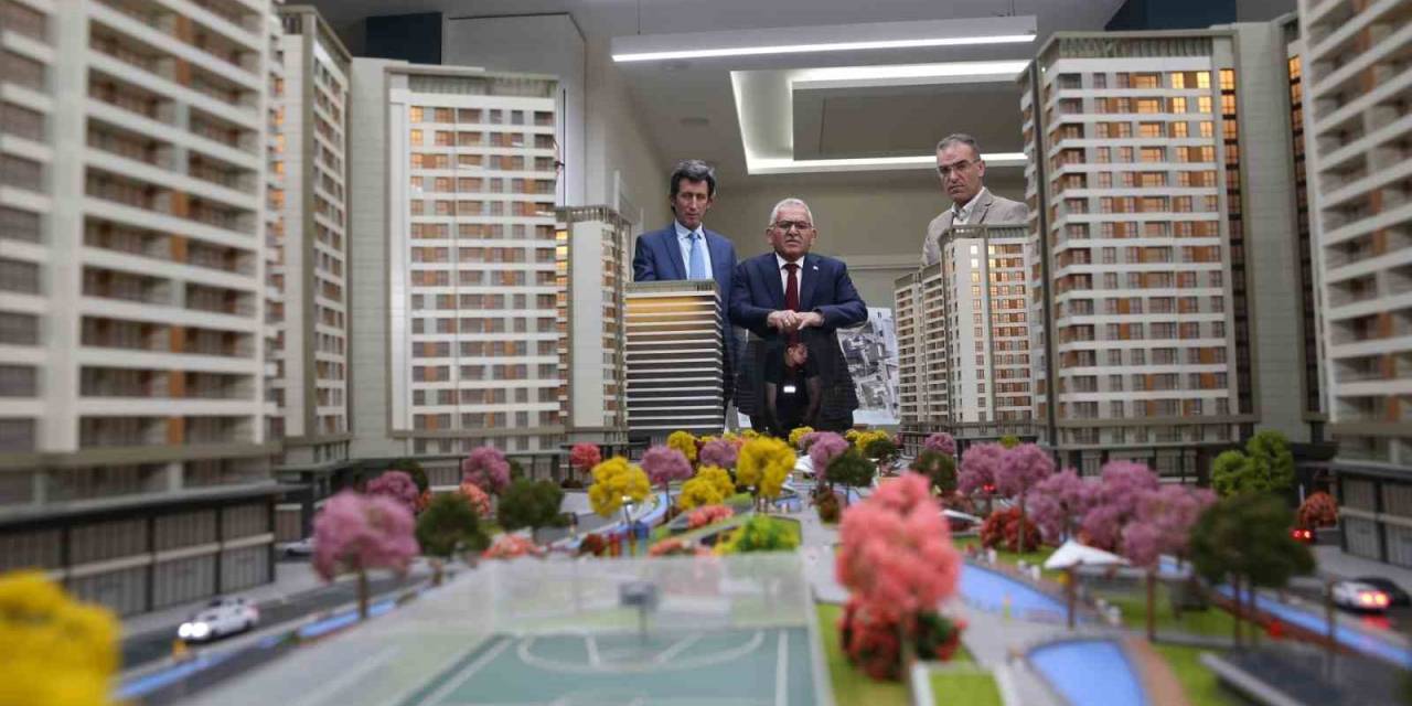 Başkan Büyükkılıç: “Vizyon Proje Sahabiye’de Çalışmalar Hızla Sürüyor”