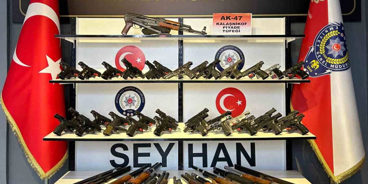 Adana’da 51 Ruhsatsız Silah Ele Geçirilirken Aranan 261 Kişi Yakalandı