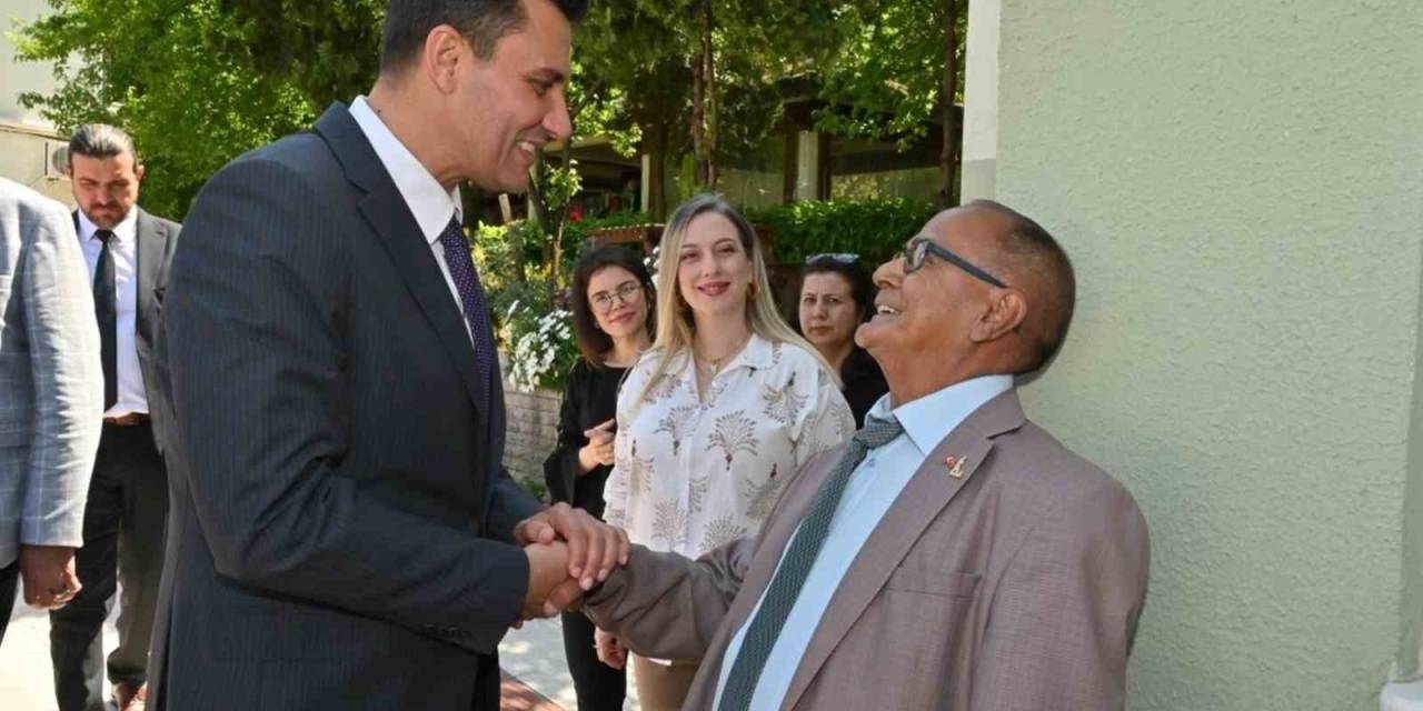 Huzurevi Sakinleri Başkan Zeyrek’e Teşekkür Etti