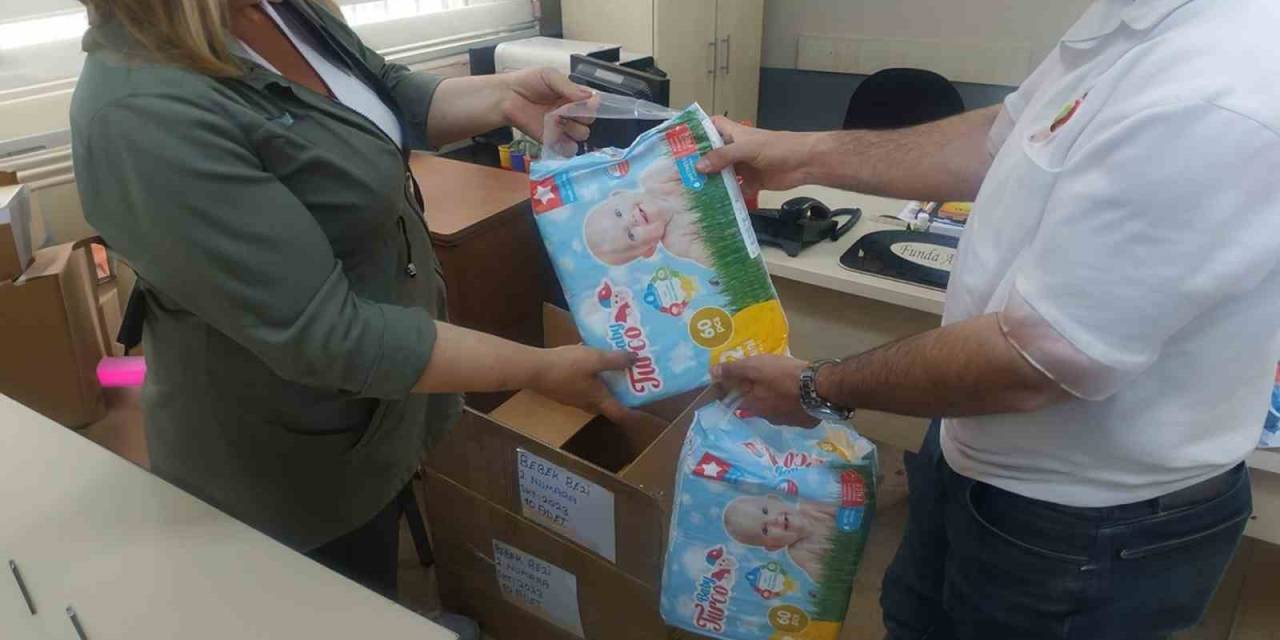 Bayraklı’da 8 Bin 500 Haneye 51 Bin Hijyen Paketi