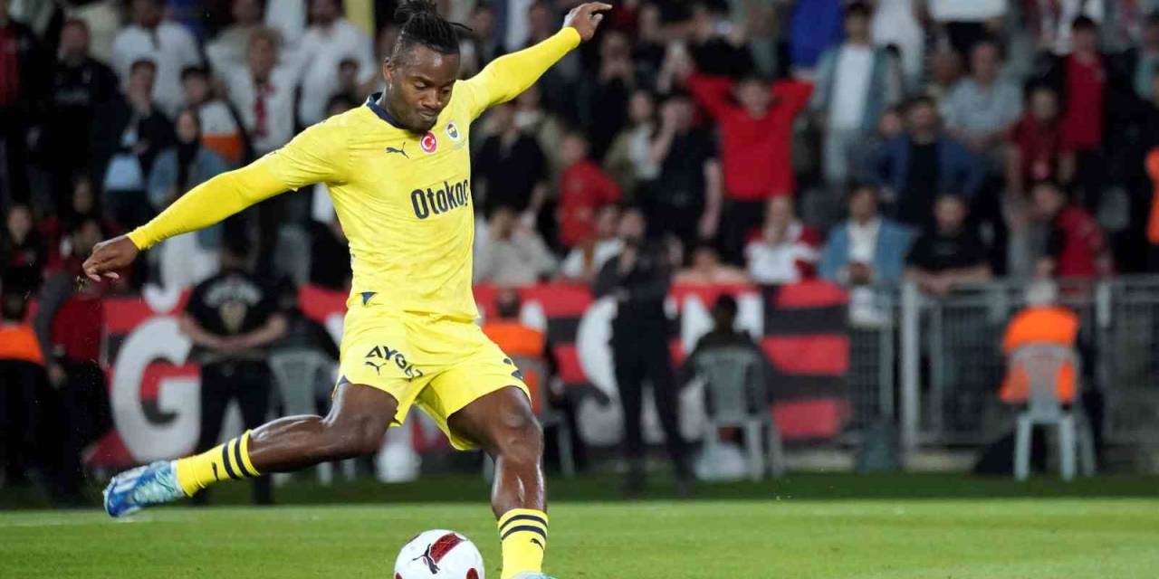 Mertens Ve Batshuayi, Belçika’nın Euro 2024 Kadrosuna Çağrılmadı