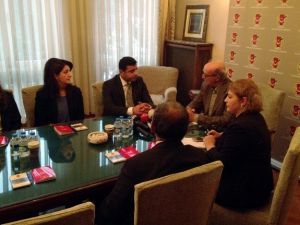 Demirtaş: “Diyanet İşleri Tüm Dinlere Eşit Hizmet Sunmalı”