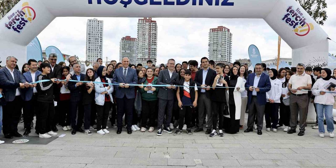 Başakşehirli Gençler Lise Tercih Fest İle Geleceğe İlk Adımı Atıyor