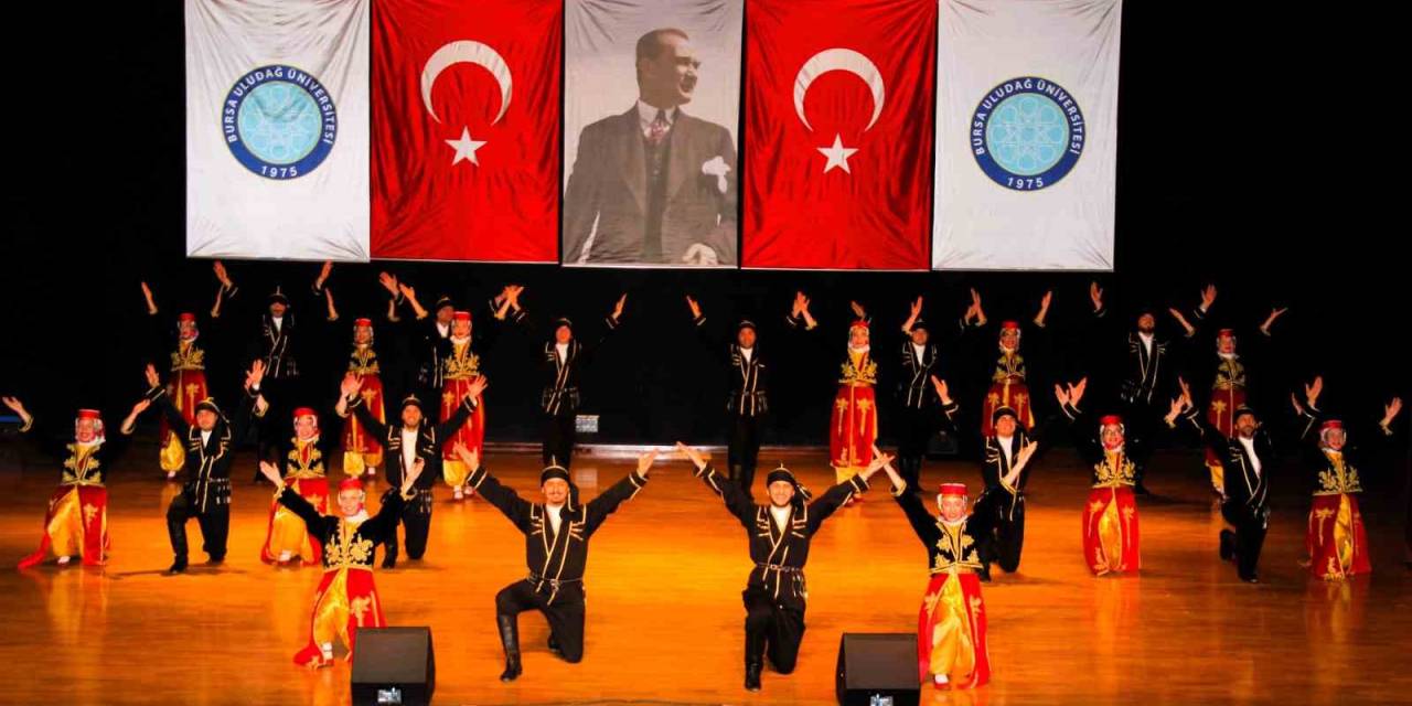 Buü’de Halk Dansları Festivali Coşkusu