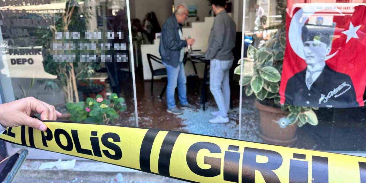 Şişli’de Emlakçıya Silahlı Saldırı Kamerada: Kimseyle Husumeti Olmadığını Söyleyen Emlakçı Şaşkına Döndü