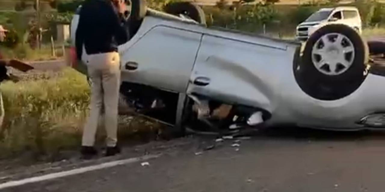 Düğün Konvoyuna Katılan Otomobil Takla Attı: 2 Yaralı