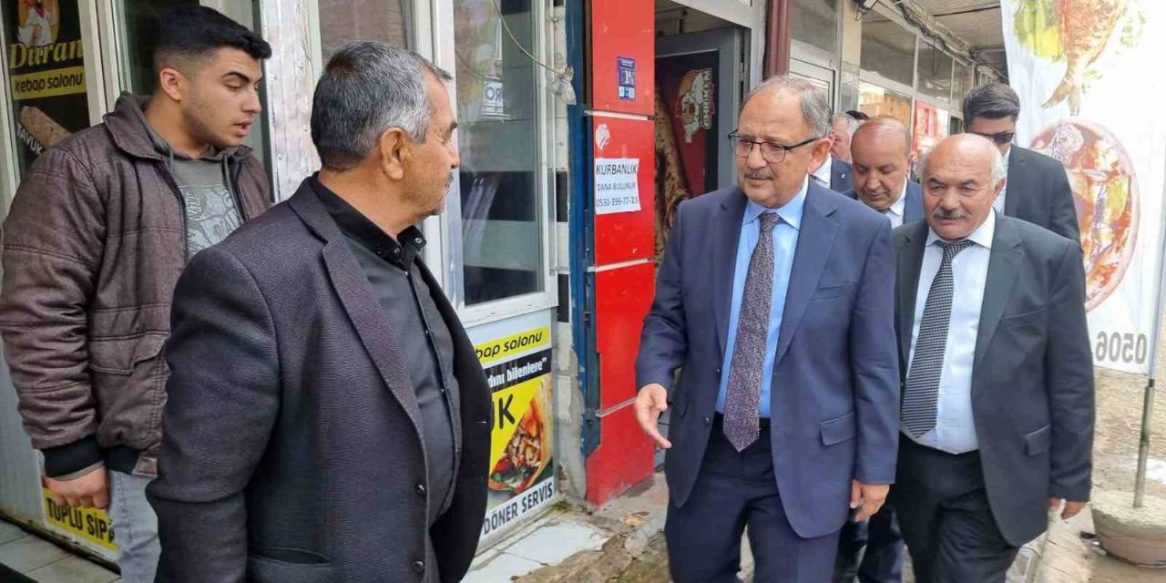 Bakan Özhaseki: “Evlerimizi Çelik Yapıyoruz. Altında 9 Şiddetinde Dahi Deprem Olsa, Fay Hattı Geçse O Çelik Yapıyı Yıkması Mümkün Değil”