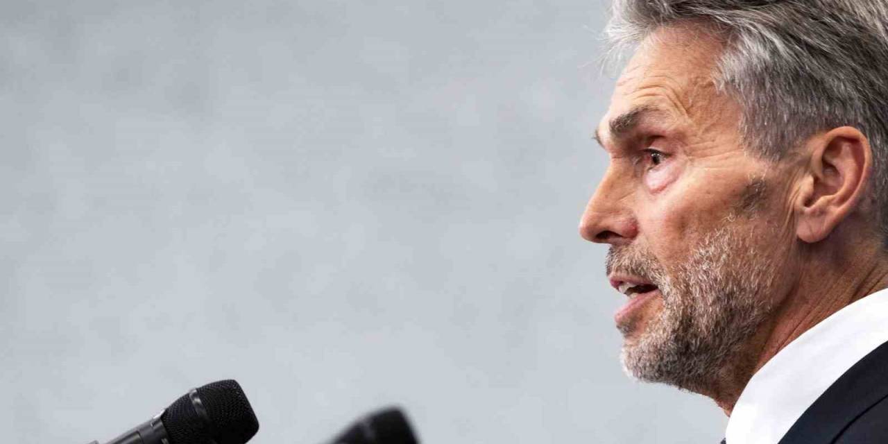 Hollanda’da Başbakanlığa Eski İstihbarat Teşkilatı Başkanı Dick Schoof Önerildi