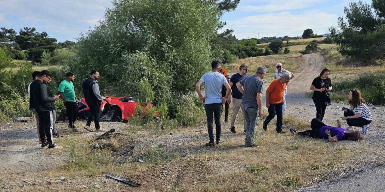 Çanakkale’de Otomobil Şarampole Yuvarlandı: 3 Yaralı
