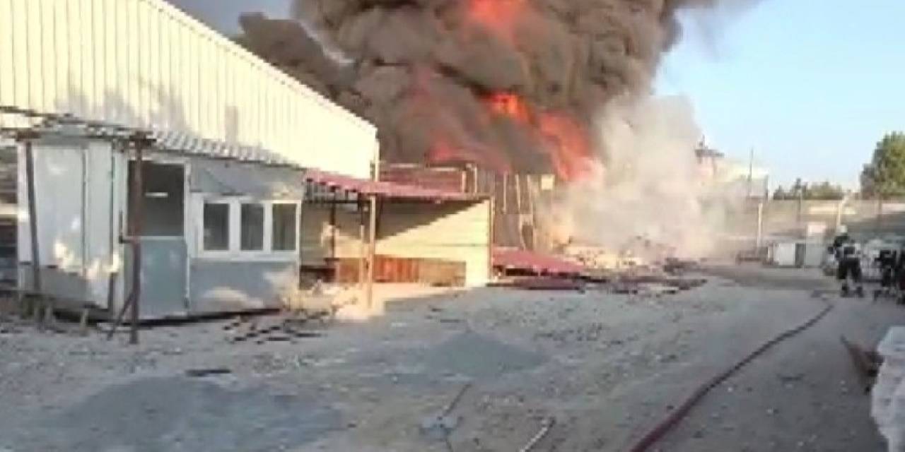 Kahramanmaraş’ta Korkutan Lastik Yangını