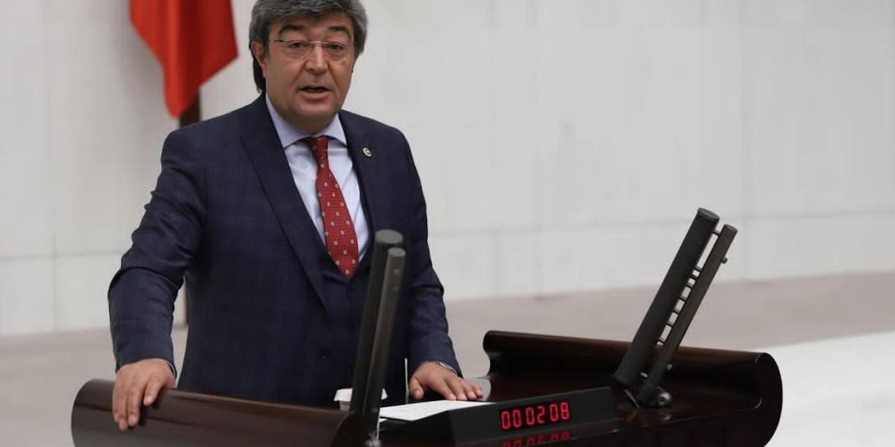 Dursun Ataş: "Kayıt Yaptıran Esnafın 3’te 1’indne Fazlası Kepenk Kapattı"