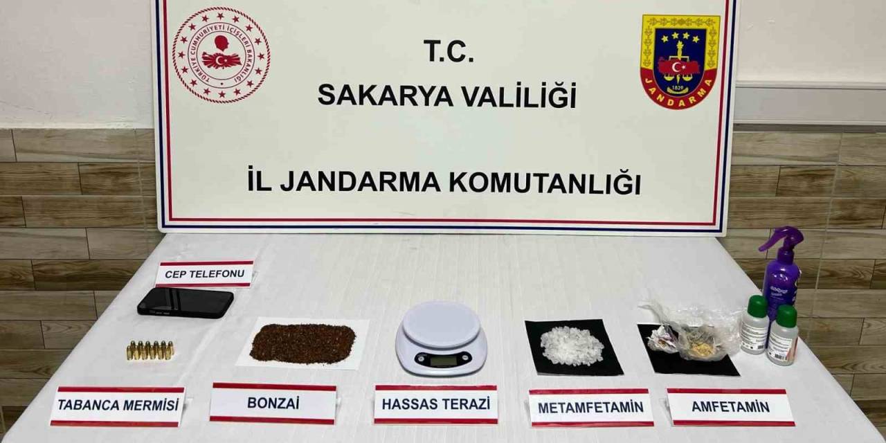 Jandarmadan Uyuşturucu Operasyonu: 4 Gözaltı