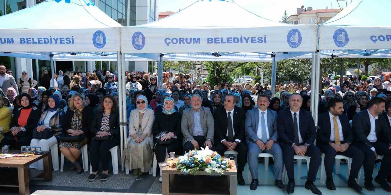 Çorum’da El Emeği, Göz Nuru Eserler Görücüye Çıktı