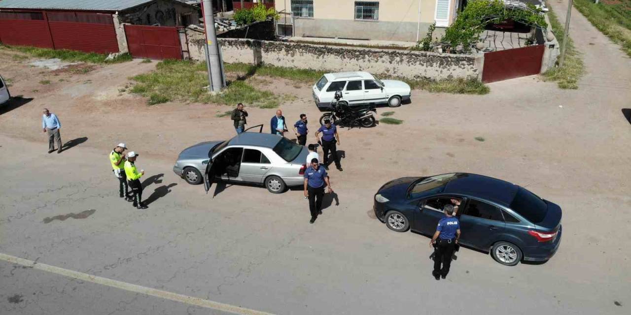 Aksaray Polisi Şok Uygulamalarla Denetimde