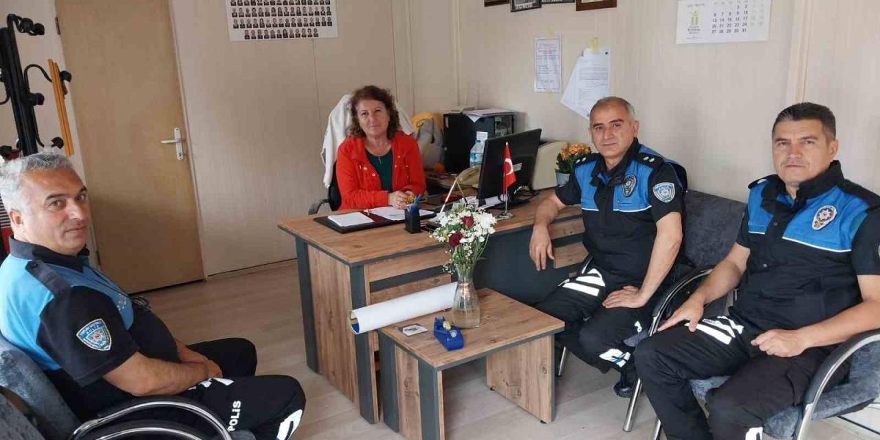 Polis Ekipleri Mahalle Muhtarlarını Ziyaret Etti