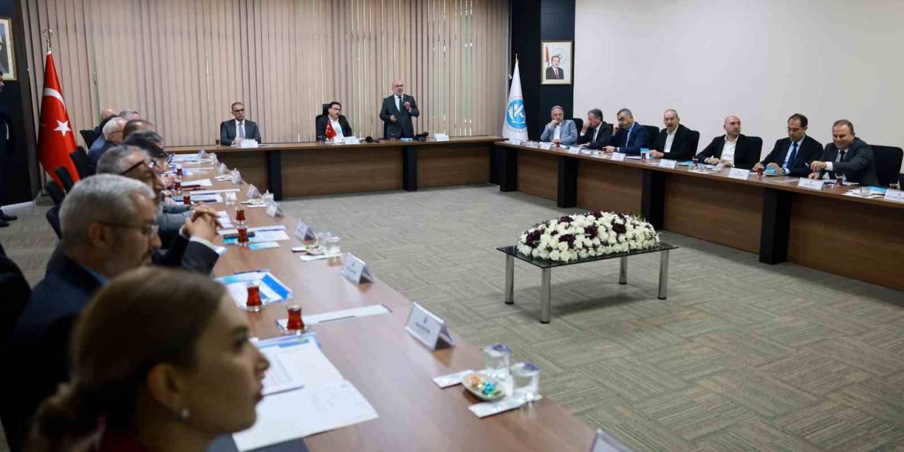 Kayseri Üniversitesi Danışma Kurulu Toplandı