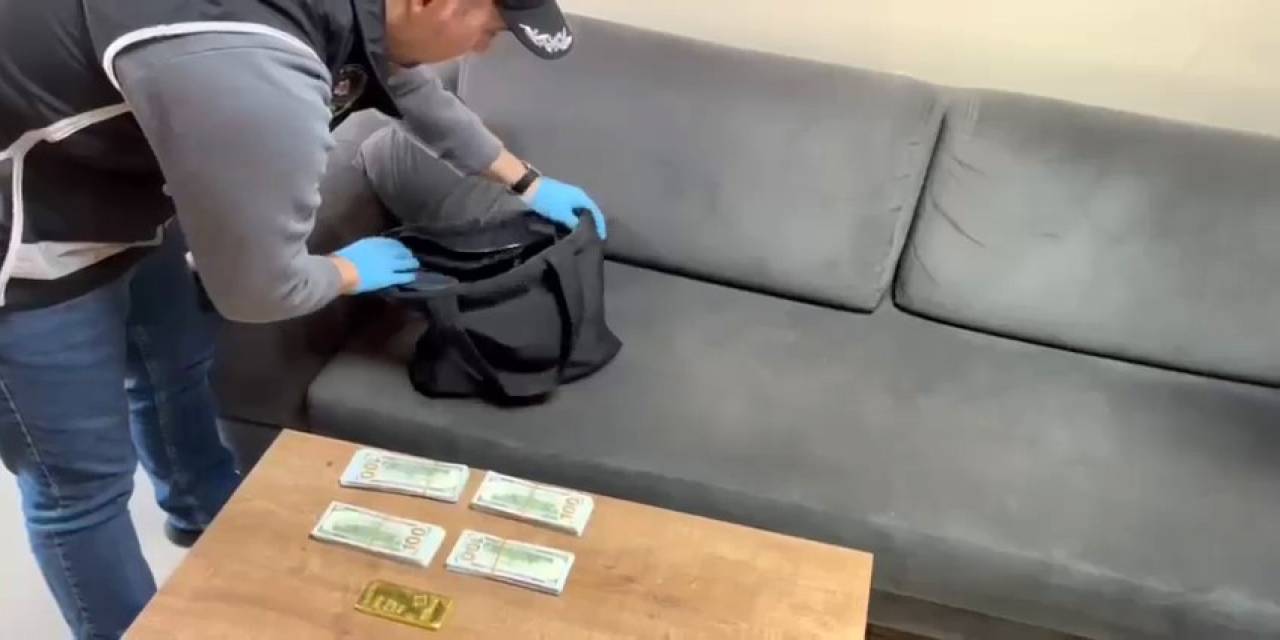 Fetö’nün Para Transferi Polis Kamerasında