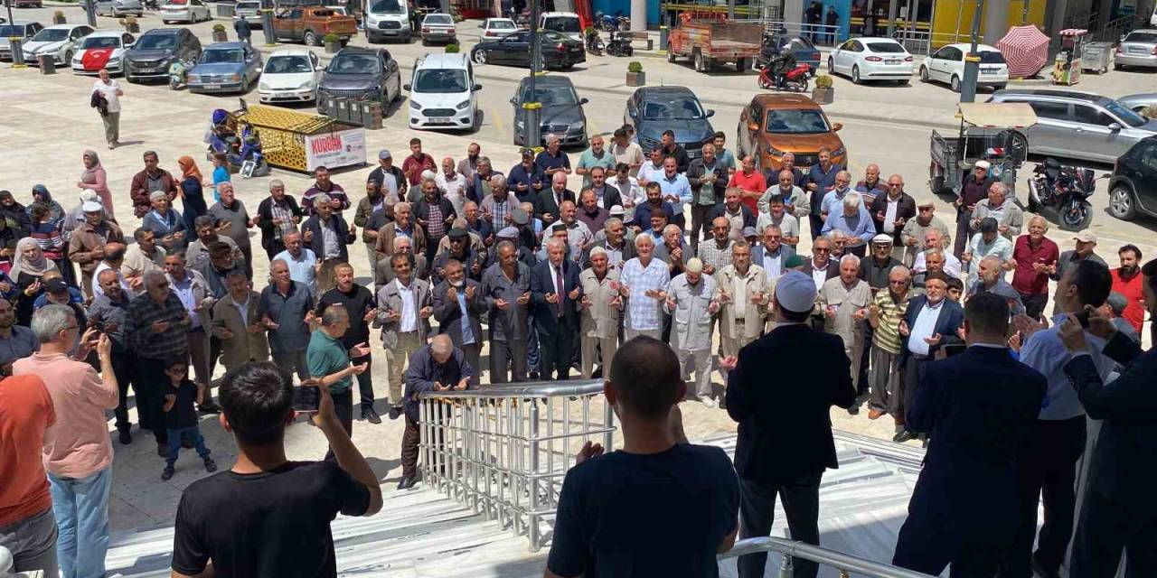 Kulu’da Hacı Adayları Dualarla Uğurlandı