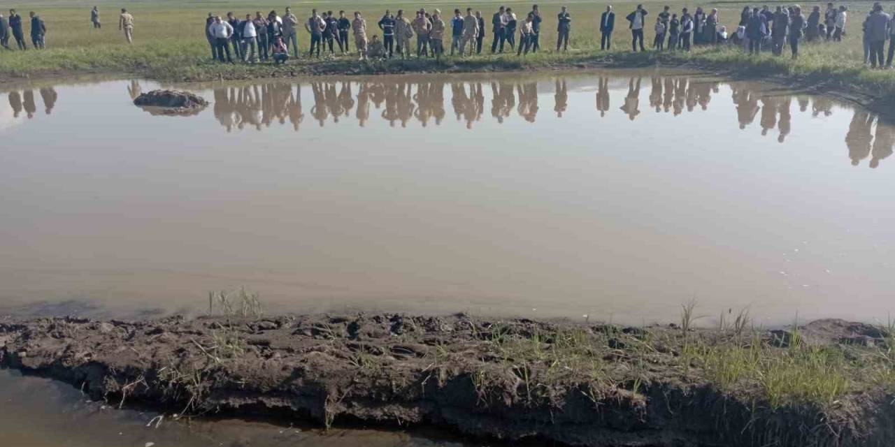 Çaldıran’da Gölete Düşen Çocuk Boğuldu