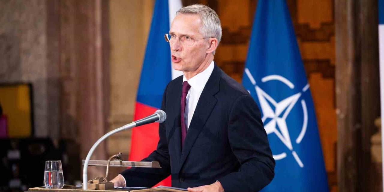 Stoltenberg: “Ukrayna’nın Kendini Savunma Hakkı, Ukrayna Dışındaki Meşru Askeri Hedefleri Vurmayı Da İçerir”