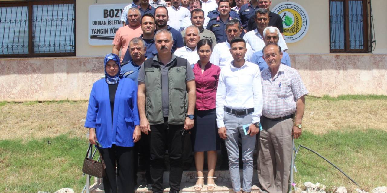 Bozyazı’da Orman Yangınlarıyla Mücadele Toplantıları Sürüyor