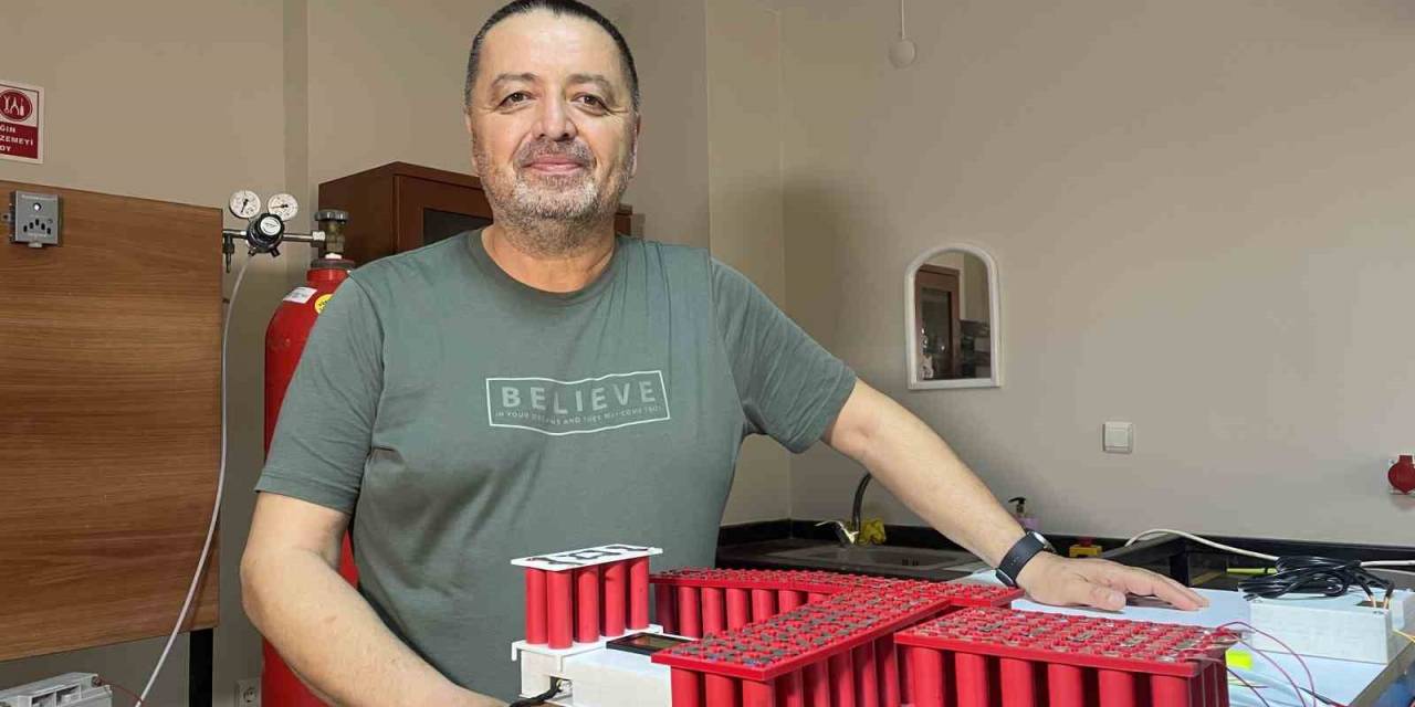 Prof. Dr. Kadir Aydın: "Elektrikli Araçlarda Hava Sıcaklığı 45 Dereceyi Geçince Yangın Riski Artıyor"