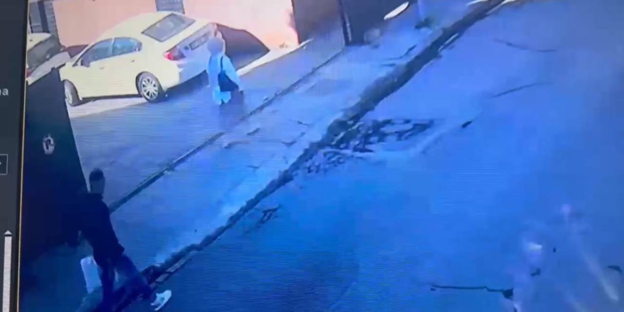 Beyoğlu’ndaki Korkunç Cinayette Yeni Görüntüler: Kızı Dakikalarca Böyle Takip Etmiş, Poşetinden De Not Çıkmış