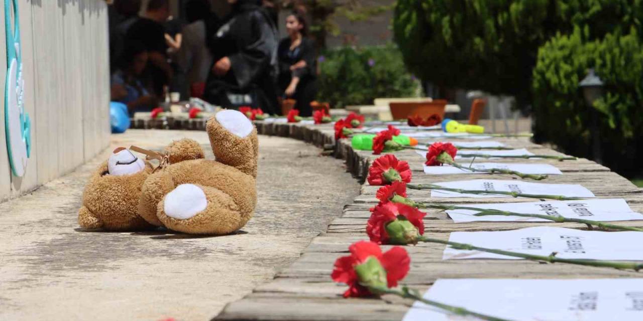 Mersin’de ’uluslararası Çatışma Kurbanı Masum Çocuklar Günü’ Etkinliği Düzenlendi