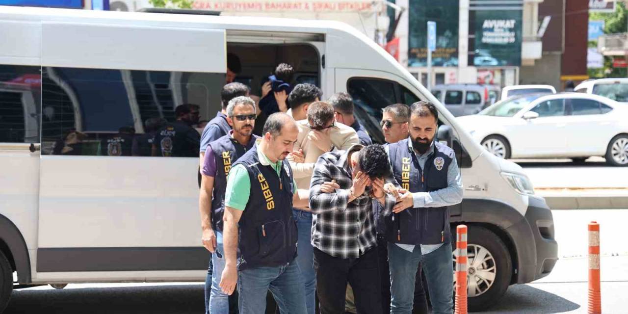 Milyonluk Vurgun Yapan Bahis Çetesi Çökertildi